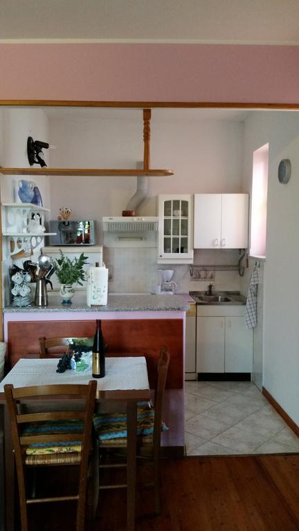 אומאג Apartments Milica חדר תמונה