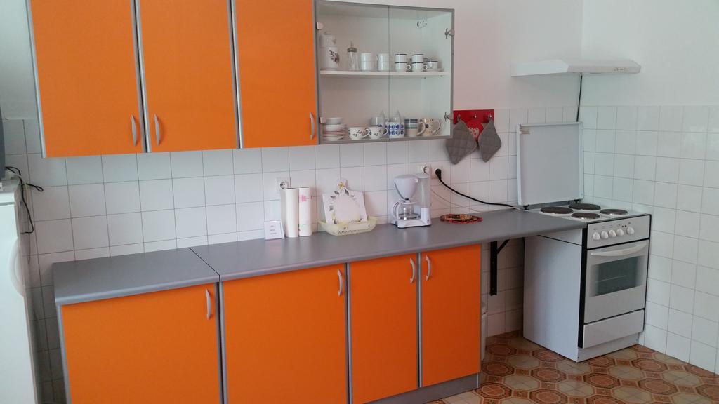 אומאג Apartments Milica מראה חיצוני תמונה