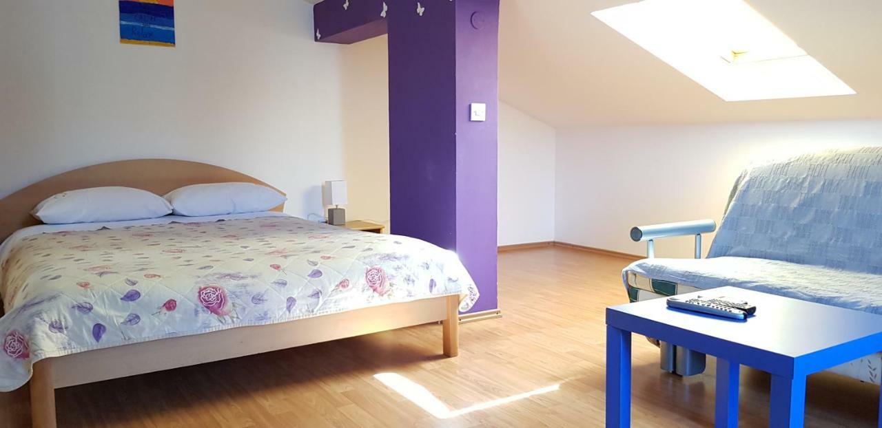אומאג Apartments Milica מראה חיצוני תמונה